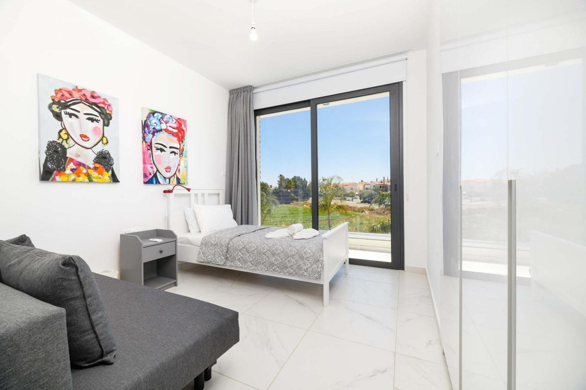 By The Beach - Royal Sapphire Villa Protaras Exterior photo